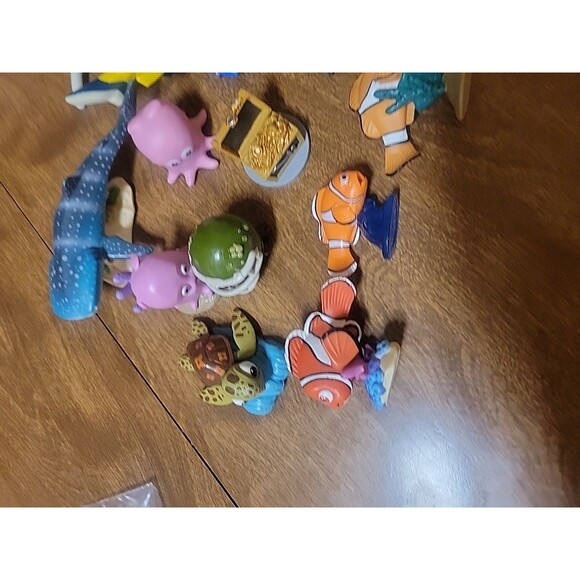 Disney Pixar Finding Dory Nemo Action Figure Lot Cake Toppers - Picture 4 of 8